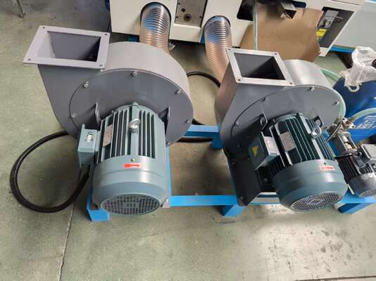 Αυτόματη μηχανή laminator φλάουτα υψηλής ταχύτητας laminating για κυματοειδές χαρτόνι με ταχύτητα 200m / min