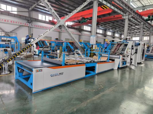 160m/min Αυτοματοποιημένη μηχανή laminator με φλάουτο υψηλής ταχύτητας για την επικαλύψη κυματοειδούς χαρτονιού υψηλών επιδόσεων