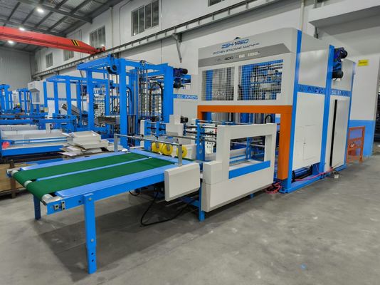 Σύστημα στοίβαξης και πλαστικοποίησης αυλακώσεων με αυτόματη μηχανή στοίβαξης Flip Flop για την παραγωγή κυματοειδούς χαρτονιού